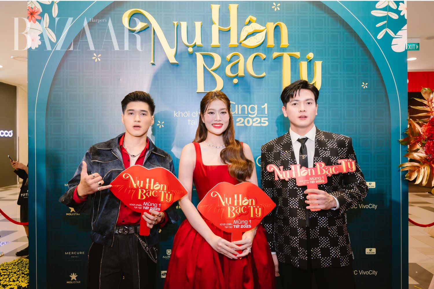 Xem Phim Nụ Hôn Bạc Tỷ Phụ Đề